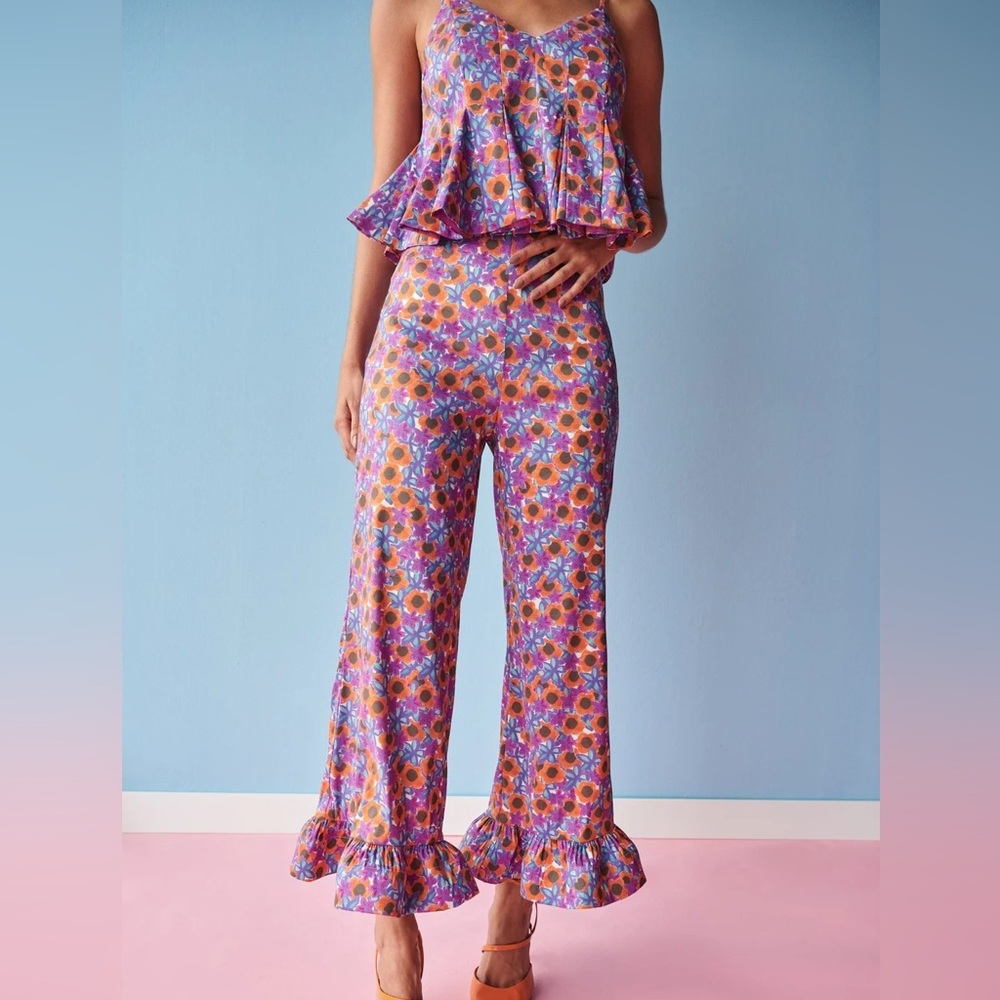 Celia B. TRILHA PANTS Size M NWOT
